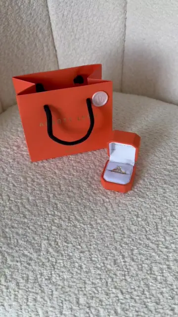 b3b6839d-5ef4-4fff-a320-5ec51033eafa