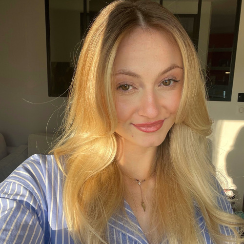 Lou, créatrice UGC