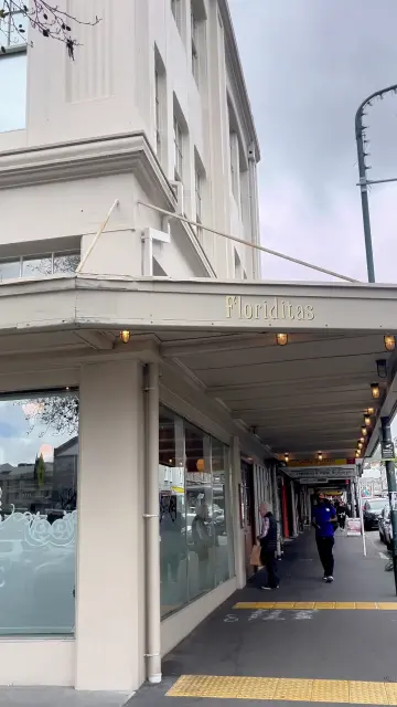 copy-21675e71-9d0a-442b-8293-f439608b95c3