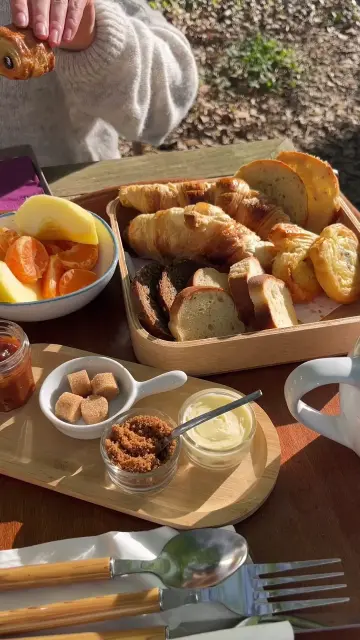 copy-82-fb-41-b9-e3-c9-42-ee-ad-97-46-cab-9497-fe-5