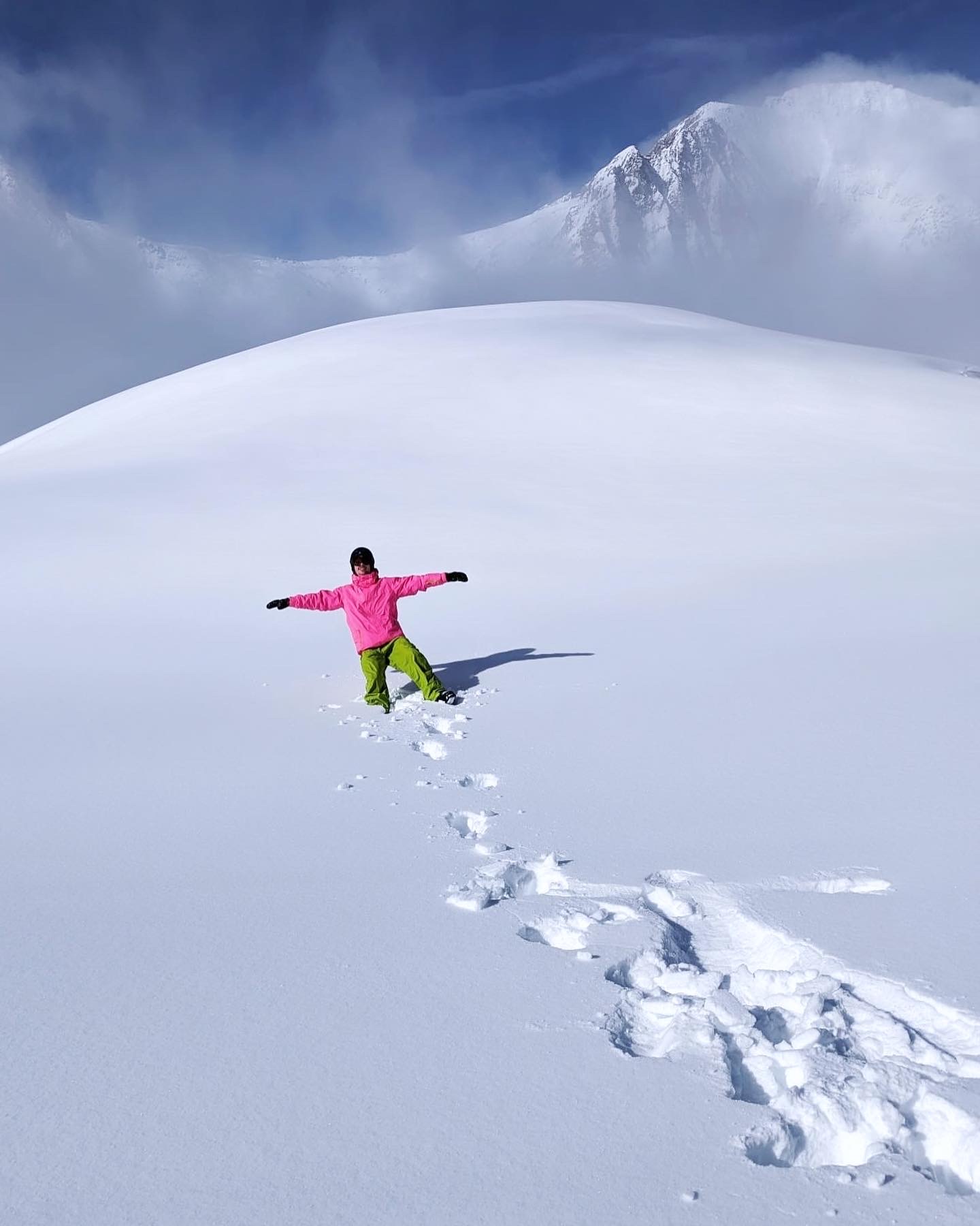 8fc02bb1-dd99-42f0-ad7c-2f9974391739