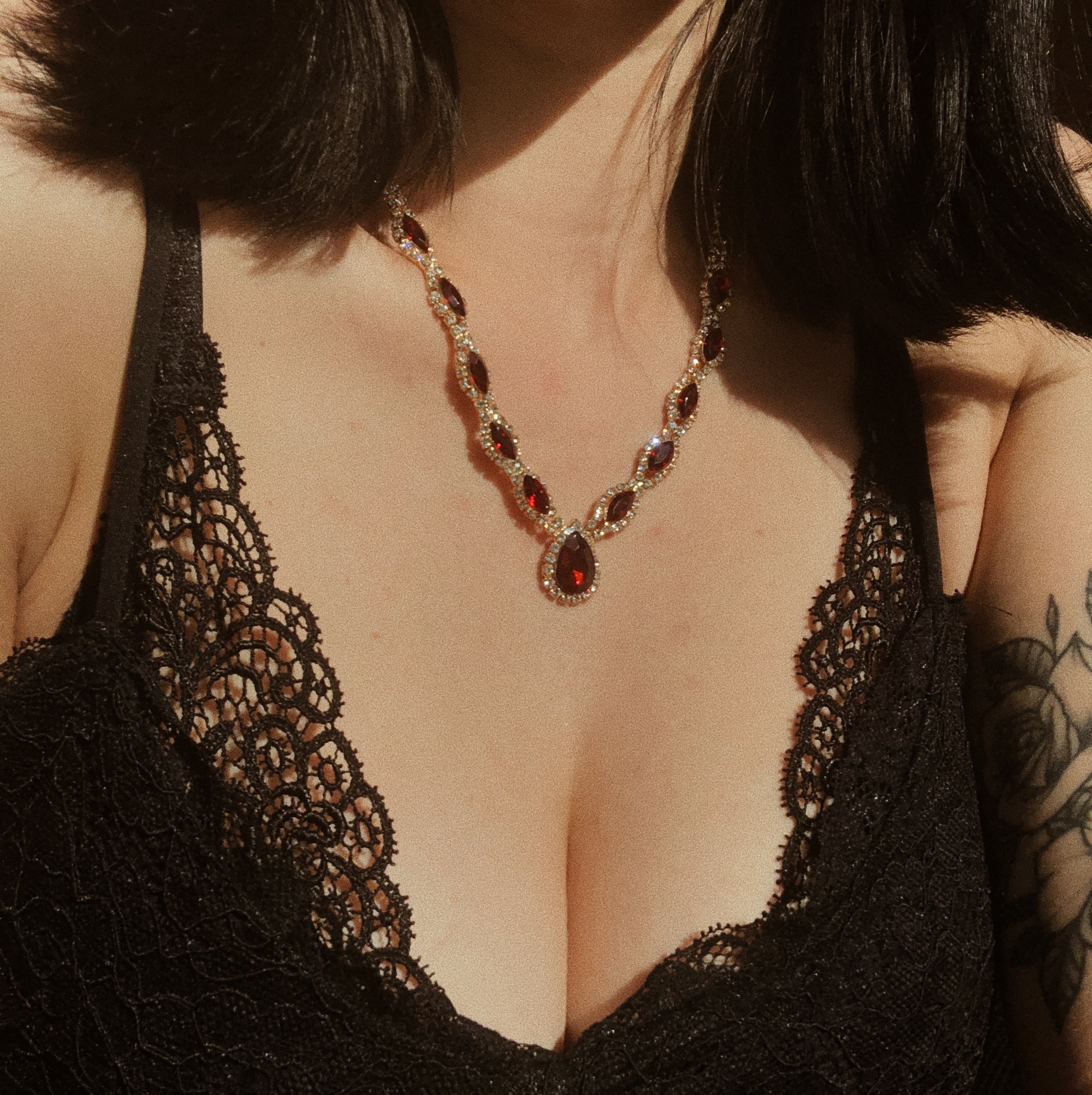 5757c251-ae08-4b46-923f-a6efd0f9dba3-1549c79e-7a8e-47a3-aeac-5a9e8ca13ddd